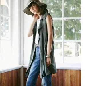 Anthropologie | Elevenses Sleeveless  Trench